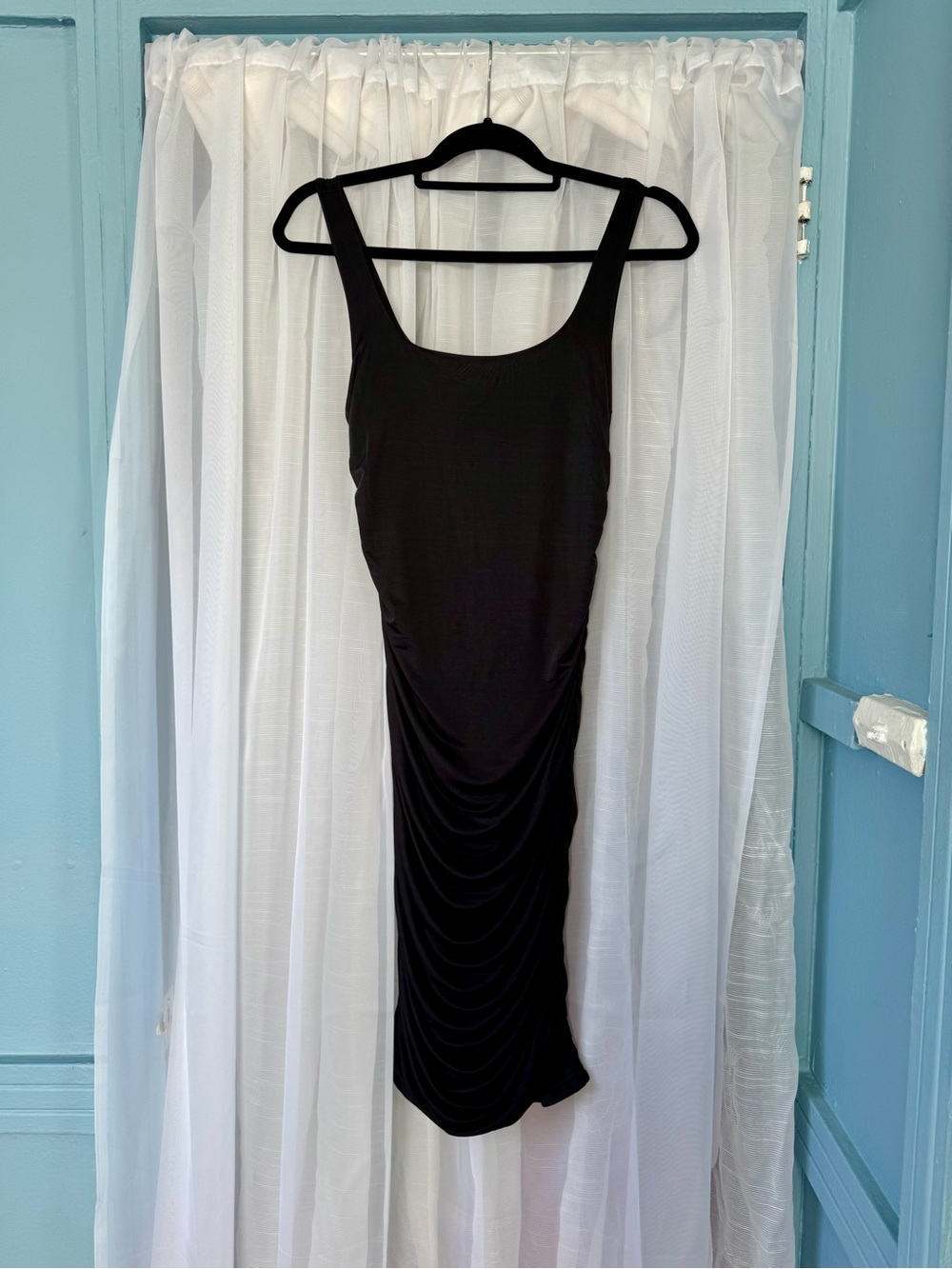 Black Sleeveless Ruched Midi Dress - Women